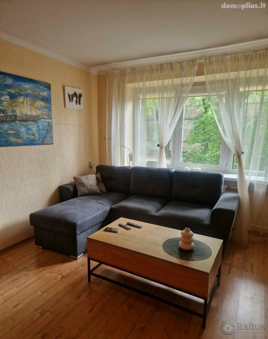 3 kambarių butas Klaipėdoje, Centre, Karklų g.